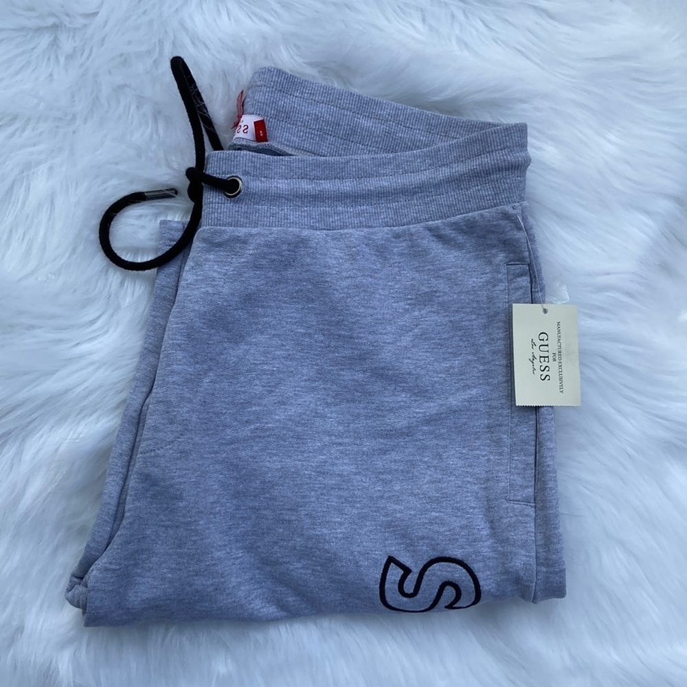 New GUESS Men’s Logo Gray Short SZ M